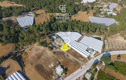 CB ARDEN'DEN KAŞ ANA YOL ÜSTÜ SATILIK TARLA