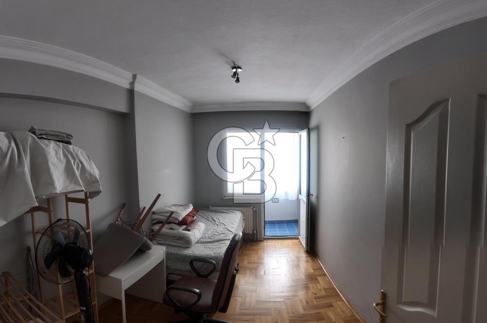 ÜMRANİYE AKKAYA SİTESİNDE GENİŞ 4+2 TERASLI DAİRE