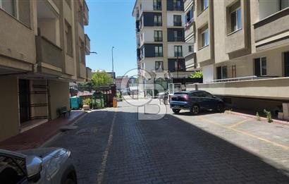 ÜMRANİYE AKKAYA SİTESİNDE GENİŞ 4+2 TERASLI DAİRE