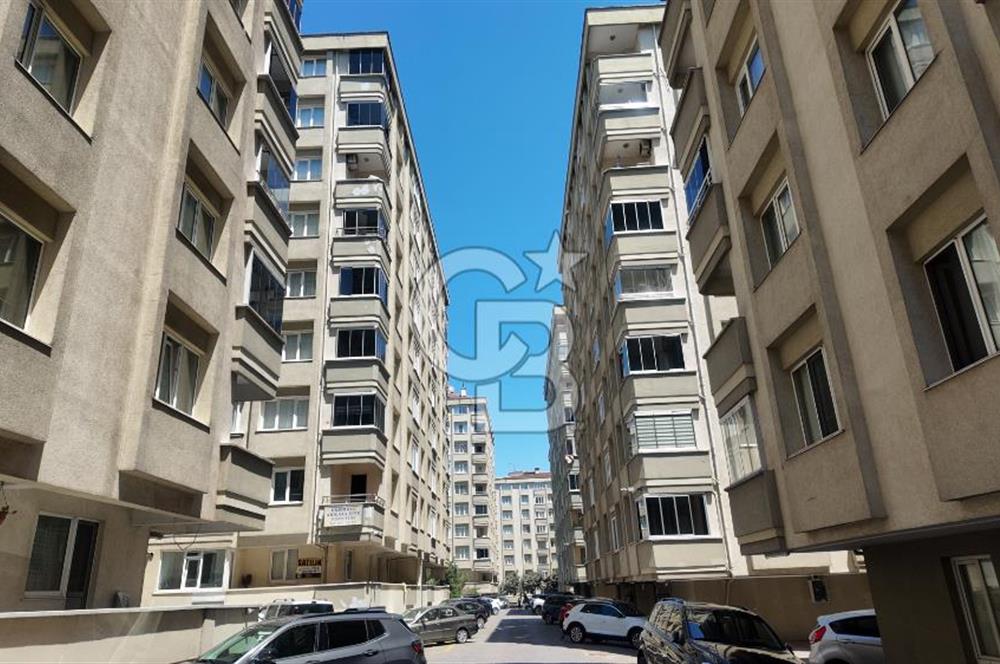 ÜMRANİYE AKKAYA SİTESİNDE GENİŞ 4+2 TERASLI DAİRE