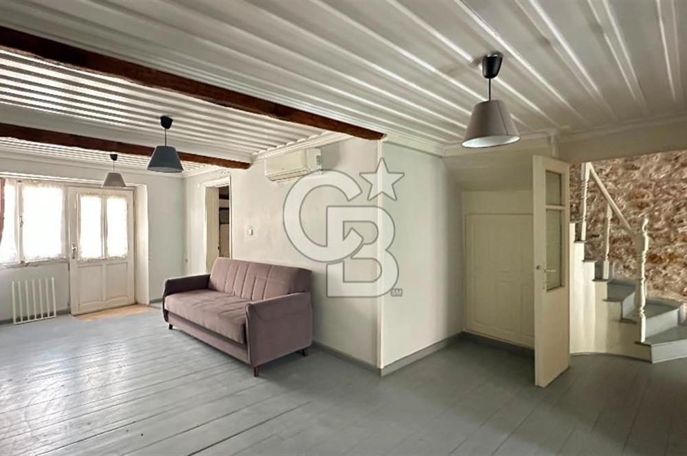 Ayvalık Merkezde Masrafsız Satılık Tarihi Rum Evi