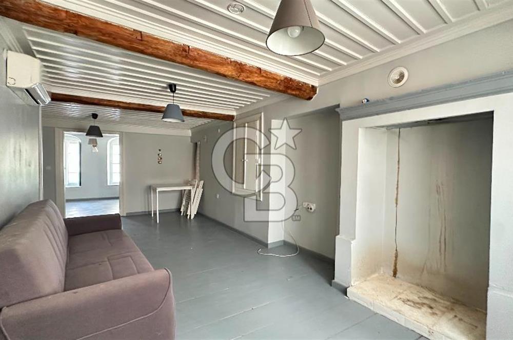 Ayvalık Merkezde Masrafsız Satılık Tarihi Rum Evi