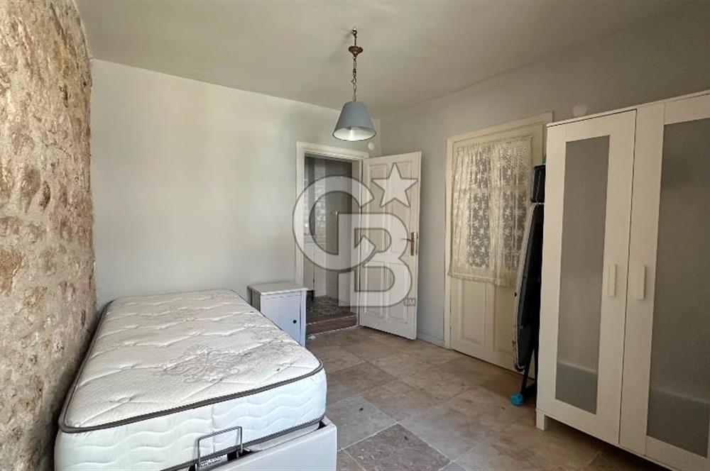 Ayvalık Merkezde Masrafsız Satılık Tarihi Rum Evi