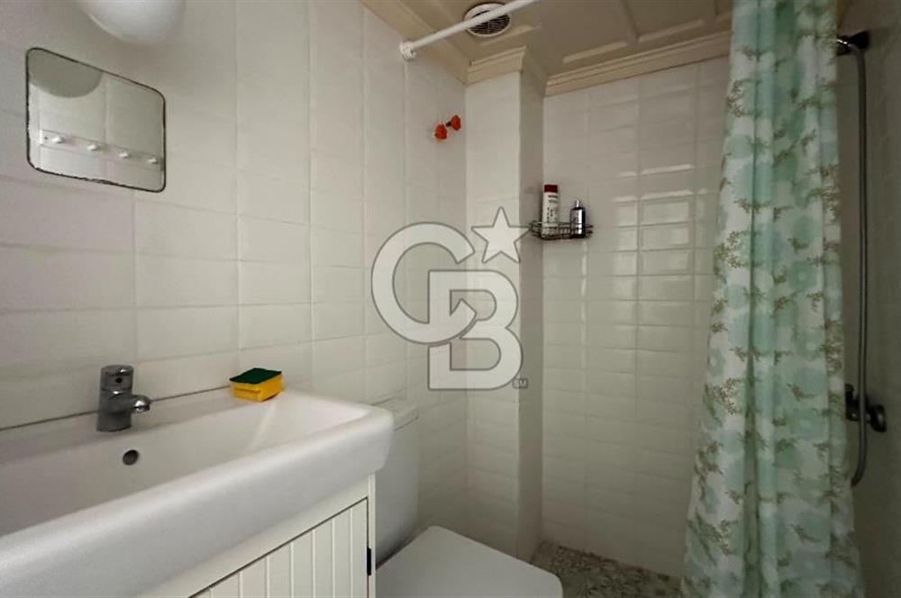 Ayvalık Merkezde Masrafsız Satılık Tarihi Rum Evi