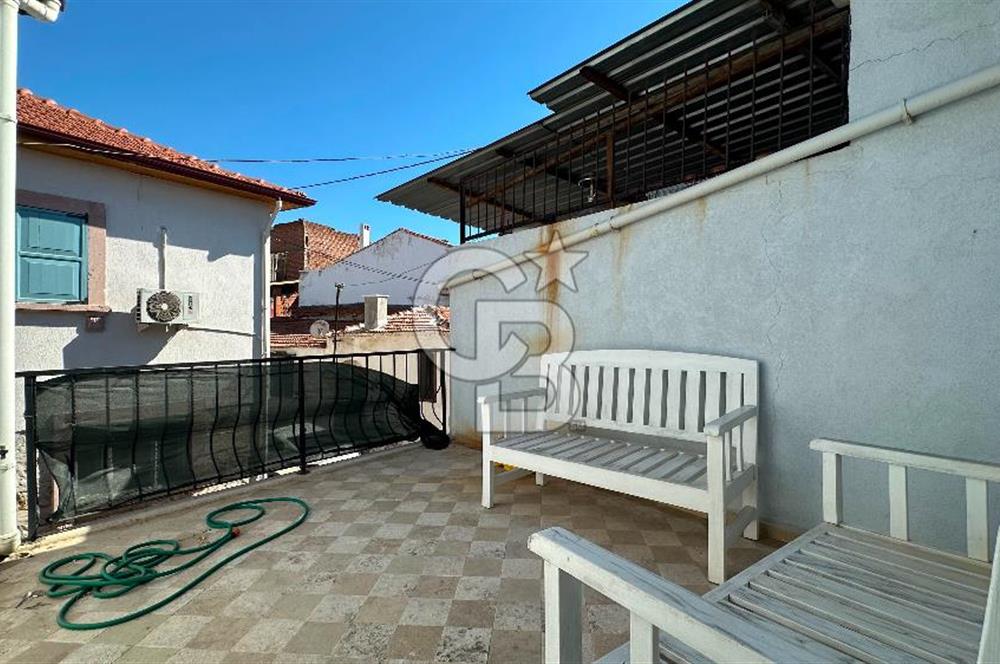Ayvalık Merkezde Masrafsız Satılık Tarihi Rum Evi