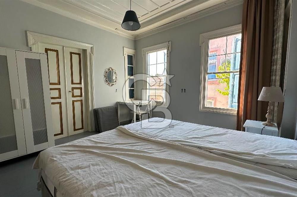 Ayvalık Merkezde Masrafsız Satılık Tarihi Rum Evi