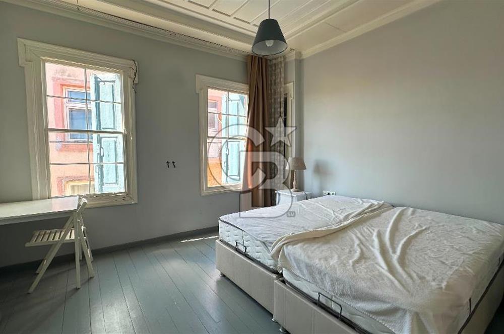 Ayvalık Merkezde Masrafsız Satılık Tarihi Rum Evi