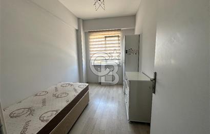 DUMLUPINARDA 2+1 EŞYALI ARAKAT SERVİS GÜZERGAHLARINA YAKIN DAİRE