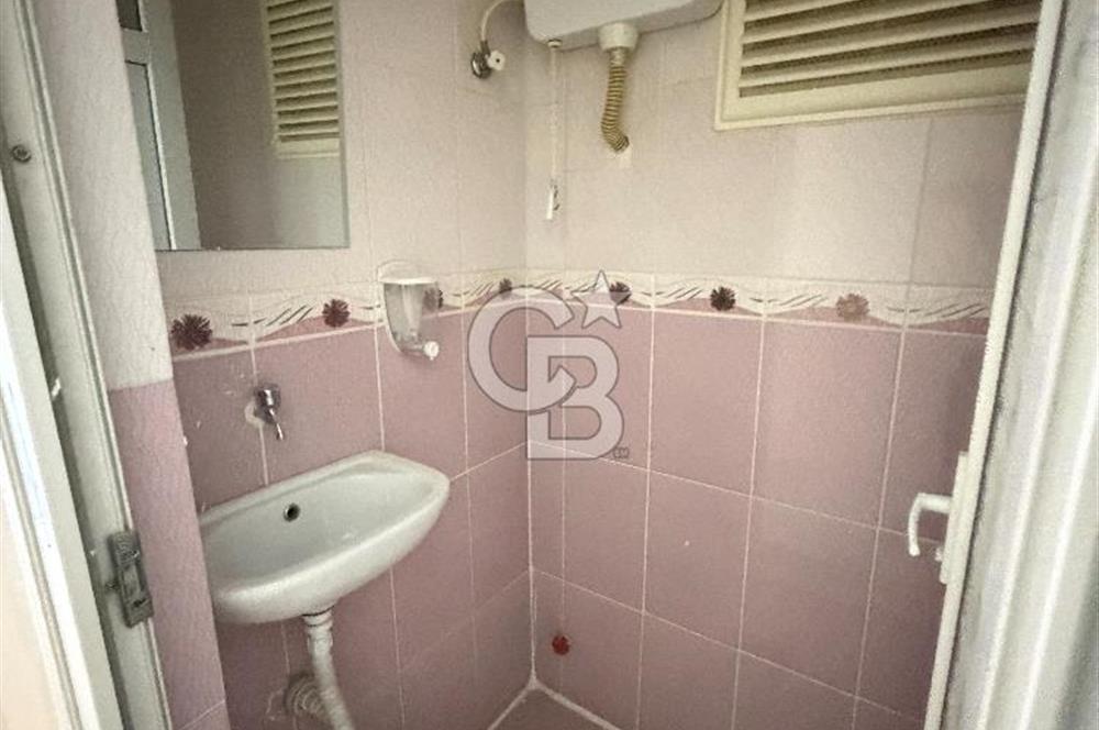 Buca Menderes Caddesinde Doğalgazlı Tadilatlı 3+1 Daire FIRSAT !