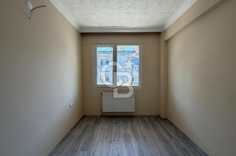 Buca Menderes Caddesinde Doğalgazlı Tadilatlı 3+1 Daire FIRSAT !