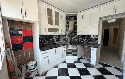 Buca Menderes Caddesinde Doğalgazlı Tadilatlı 3+1 Daire FIRSAT !
