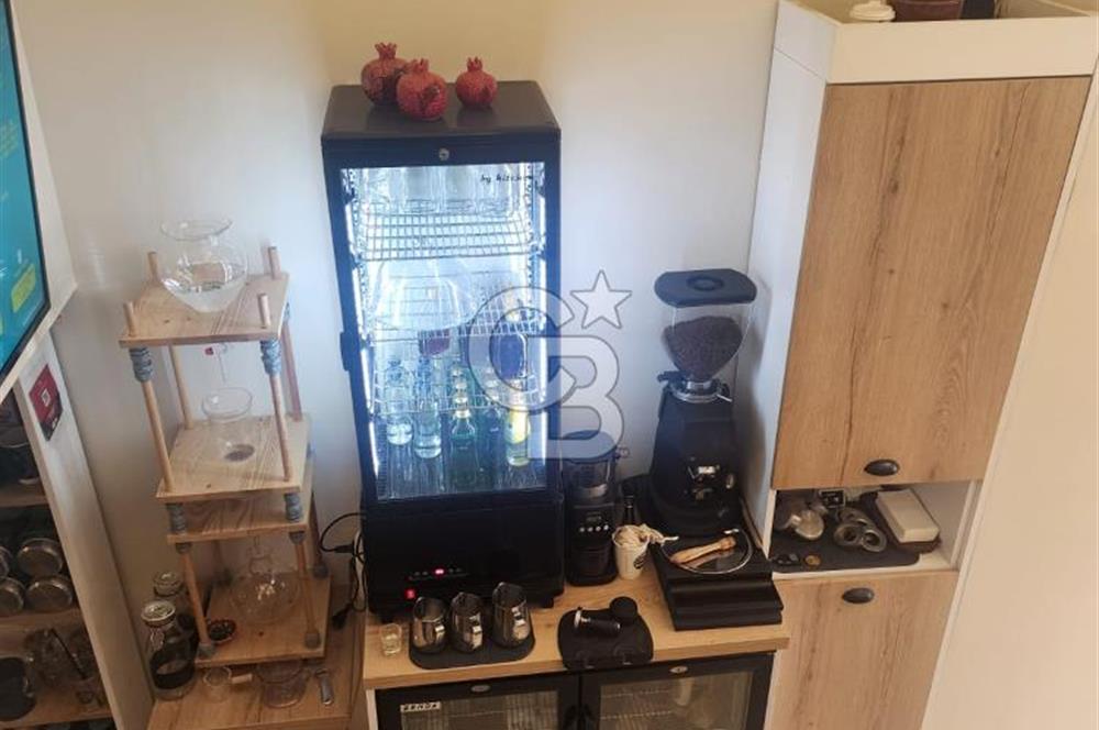 BAĞDAT CADDESİ BOSTANCI'DA ÜÇÜNCÜ NESİL KAHVE YAPAN BUTİK KAFE