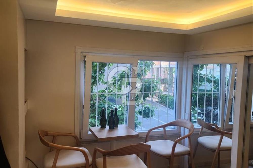 BAĞDAT CADDESİ BOSTANCI'DA ÜÇÜNCÜ NESİL KAHVE YAPAN BUTİK KAFE