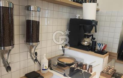 BAĞDAT CADDESİ BOSTANCI'DA ÜÇÜNCÜ NESİL KAHVE YAPAN BUTİK KAFE