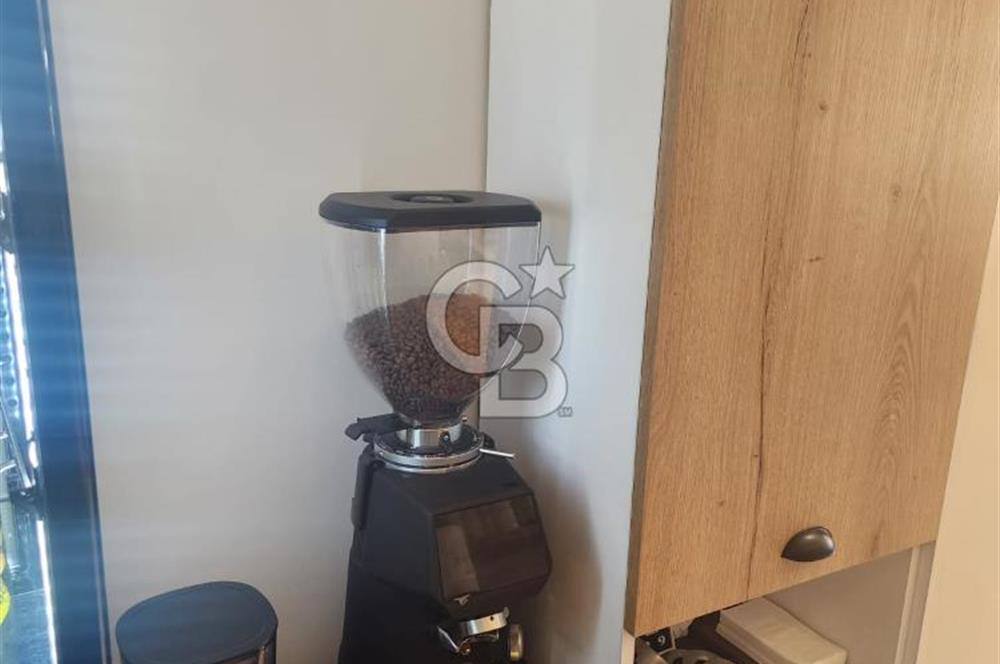 BAĞDAT CADDESİ BOSTANCI'DA ÜÇÜNCÜ NESİL KAHVE YAPAN BUTİK KAFE