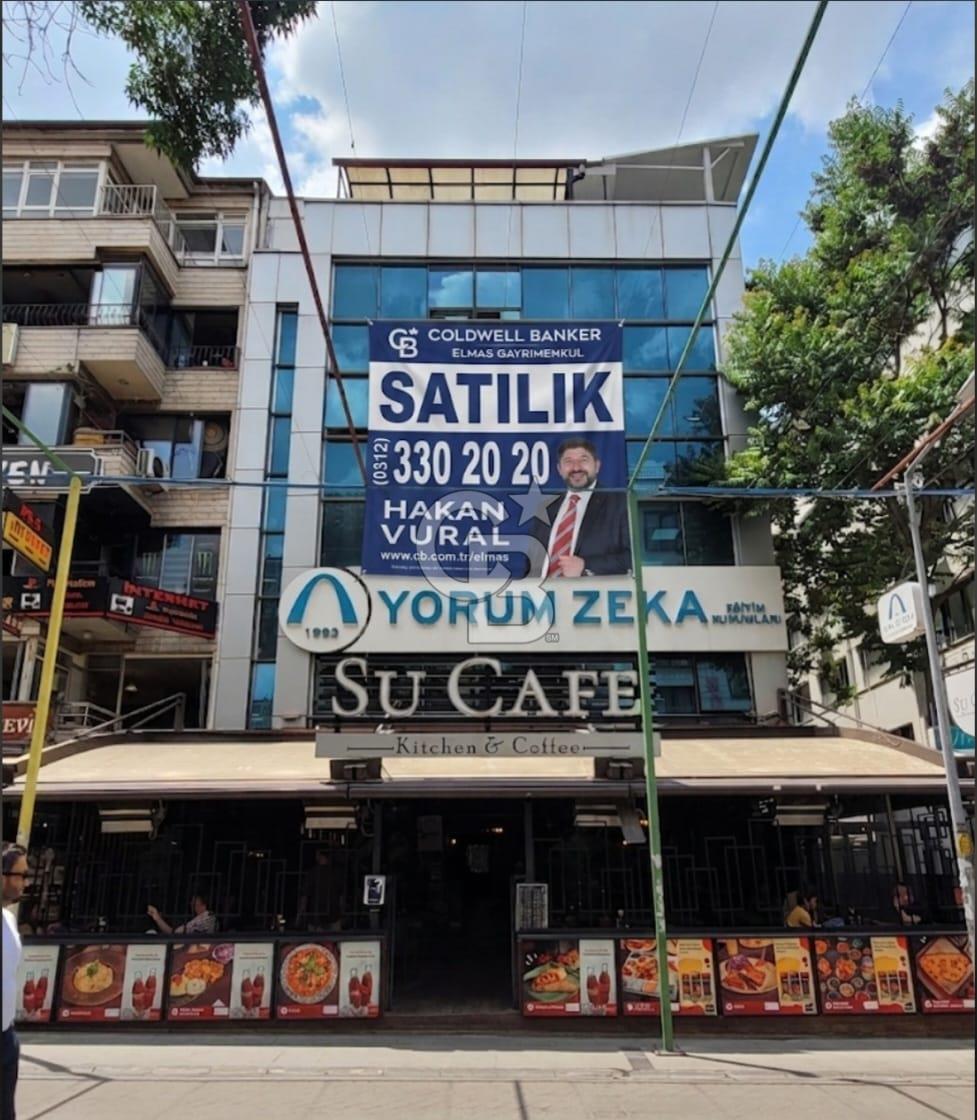 KIZILAY KONUR 1 SOKAKTA FULL DONANIMLI SATILIK KOMPLE BİNA