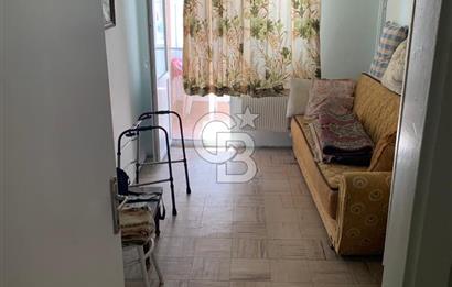 KÜÇÜKYALI MEKTEP CADDESİNDE YATIRIMLIK FIRSAT SATILIK 2+1 DAİRE