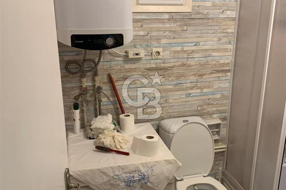 KÜÇÜKYALI MEKTEP CADDESİNDE YATIRIMLIK FIRSAT SATILIK 2+1 DAİRE