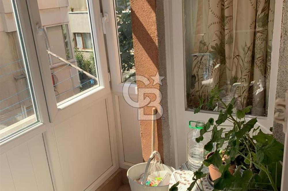 KÜÇÜKYALI MEKTEP CADDESİNDE YATIRIMLIK FIRSAT SATILIK 2+1 DAİRE