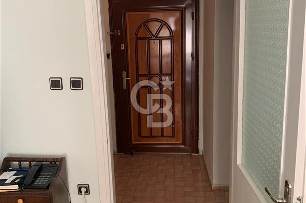 KÜÇÜKYALI MEKTEP CADDESİNDE YATIRIMLIK FIRSAT SATILIK 2+1 DAİRE