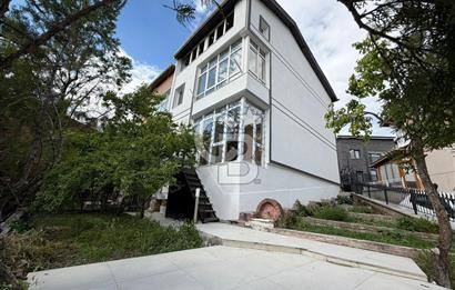 Ankent Sitesi’nde Yenilenmiş ,Güvenlikli, Kök Tapulu Müstakil Villa!
