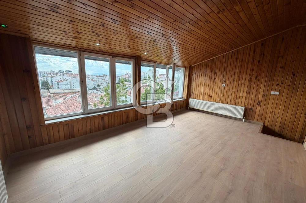 Ankent Sitesi’nde Yenilenmiş ,Güvenlikli, Kök Tapulu Müstakil Villa!