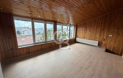Ankent Sitesi’nde Yenilenmiş ,Güvenlikli, Kök Tapulu Müstakil Villa!