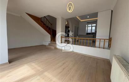 Ankent Sitesi’nde Yenilenmiş ,Güvenlikli, Kök Tapulu Müstakil Villa!