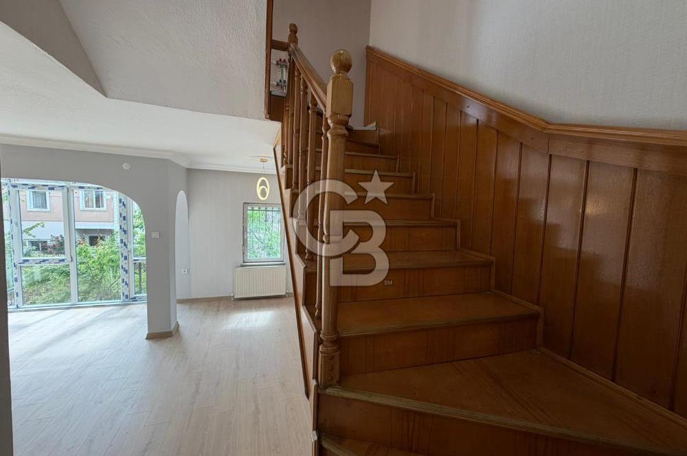 Ankent Sitesi’nde Yenilenmiş ,Güvenlikli, Kök Tapulu Müstakil Villa!