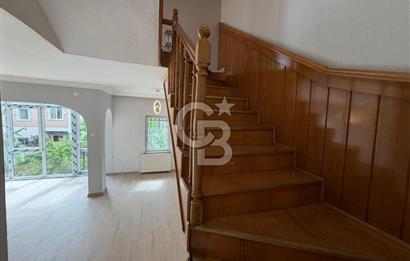 Ankent Sitesi’nde Yenilenmiş ,Güvenlikli, Kök Tapulu Müstakil Villa!