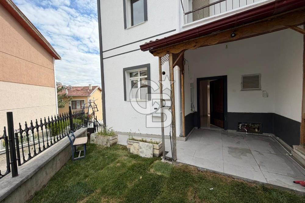 Ankent Sitesi’nde Yenilenmiş ,Güvenlikli, Kök Tapulu Müstakil Villa!