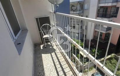 KARŞIYAKA MERKEZDE 2+1 KLASİK DAİRE