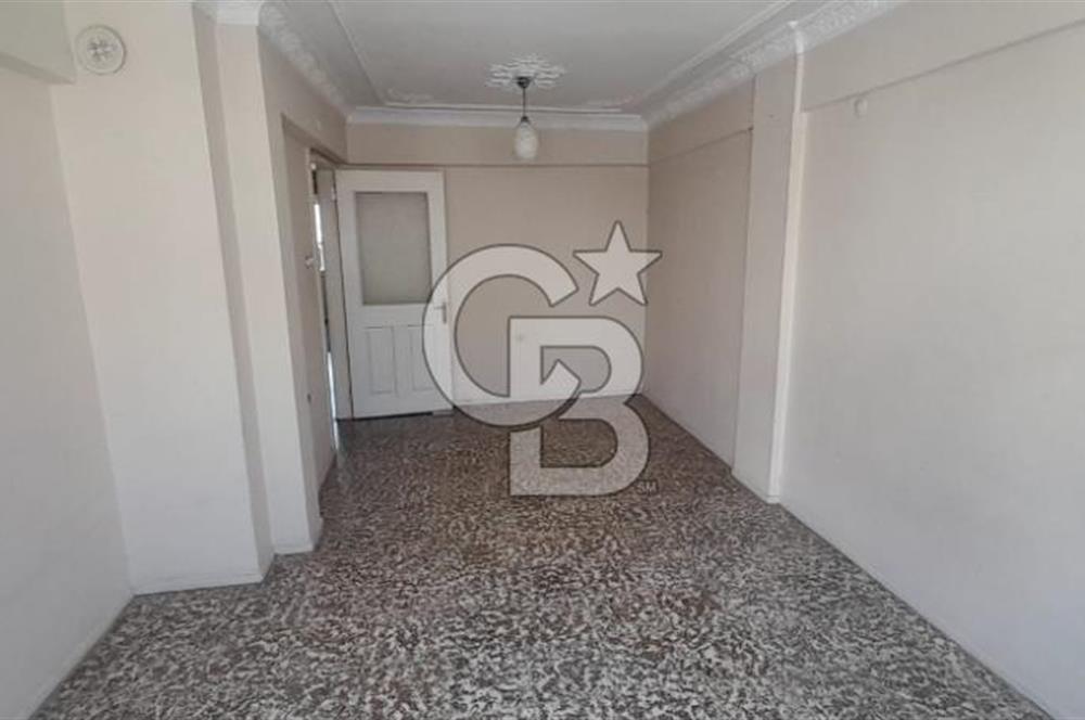 KARŞIYAKA MERKEZDE 2+1 KLASİK DAİRE