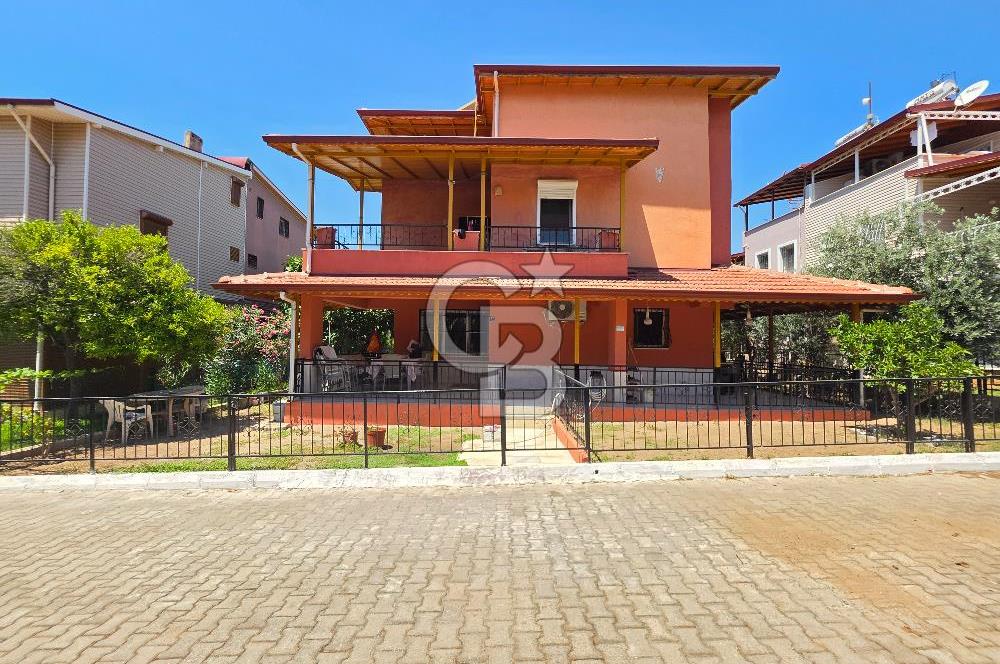 SATILIK FEVZİPAŞA 4+1 DENİZLİ SİTE İÇİNDE VİLLA