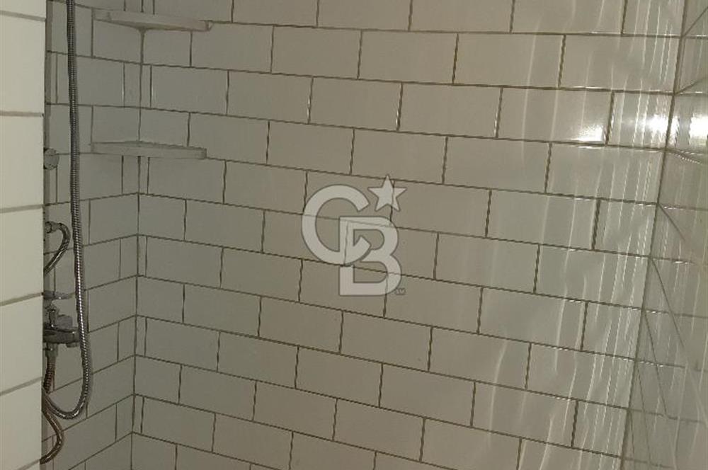 Fatih Cibalide Tarihi Binada 2 Ayrı Kiralık Daire