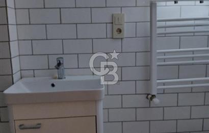 Fatih Cibalide Tarihi Binada 2 Ayrı Kiralık Daire