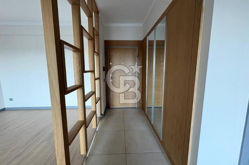 Ataşehir Modernde Yatırımcıya Uygun Büyük Tip Satılık 2+1 