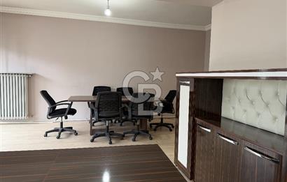 MALTEPE GMK BULVARI KOÇ YURDU YANINDA ASANSÖRLÜ KİRALIK 3+1 OFİS