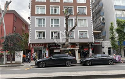 MALTEPE GMK BULVARI KOÇ YURDU YANINDA ASANSÖRLÜ KİRALIK 3+1 OFİS