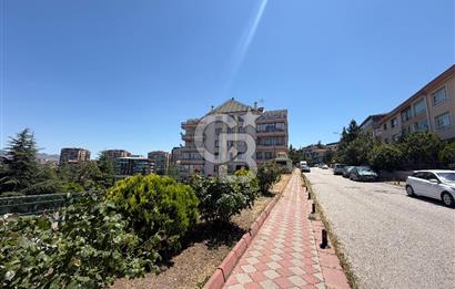 SUBAY EVLERI KUŞADASI SOKAKTA VADI MANZARALI SATILIK LÜKS DAIRE