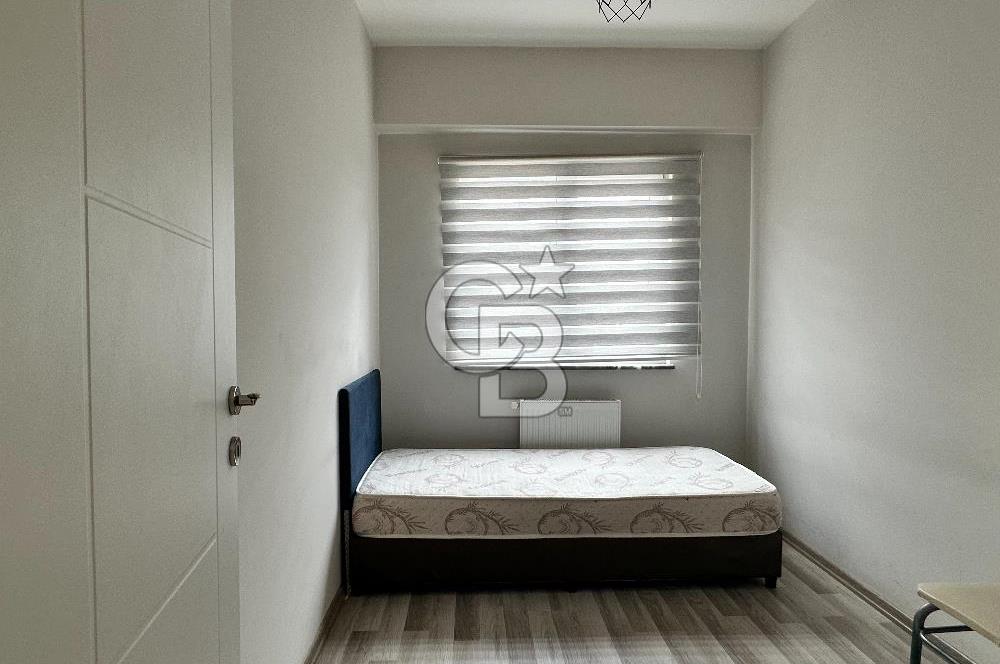 GÖRÜKLE KOZA CADDESİNE YAKIN ARAKAT EŞYALI 2+1 KİRALIK DAİRE