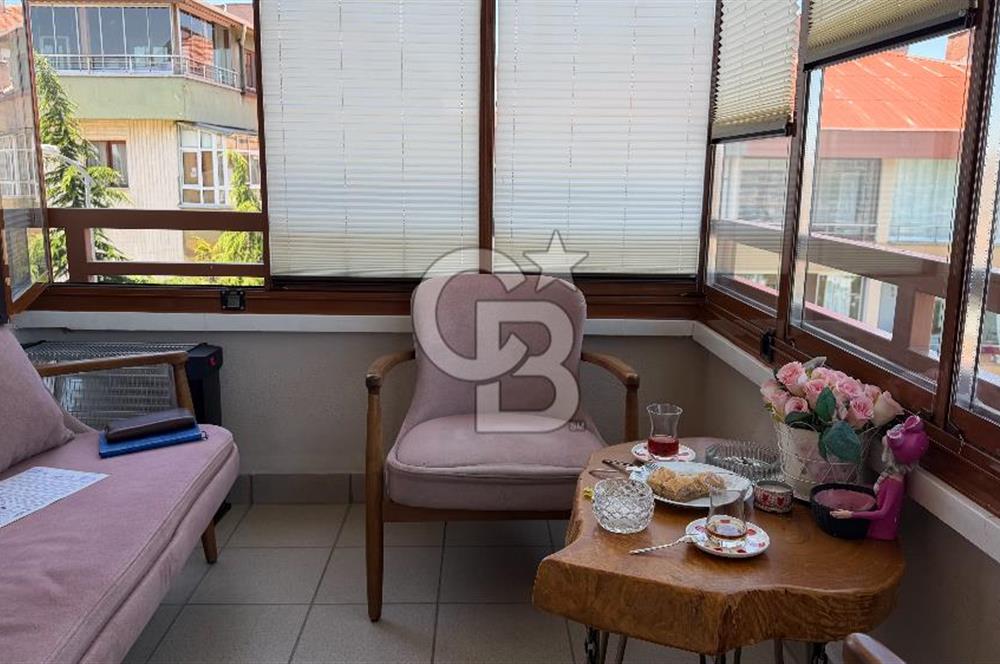 SUBAY EVLERI KUŞADASI SOKAKTA VADI MANZARALI SATILIK LÜKS DAIRE