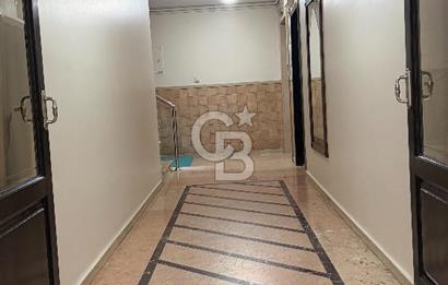 SUBAY EVLERI KUŞADASI SOKAKTA VADI MANZARALI SATILIK LÜKS DAIRE