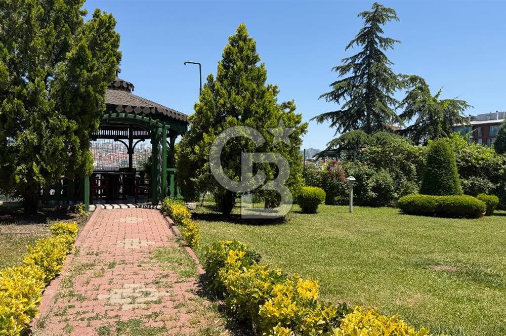 SUBAY EVLERI KUŞADASI SOKAKTA VADI MANZARALI SATILIK LÜKS DAIRE