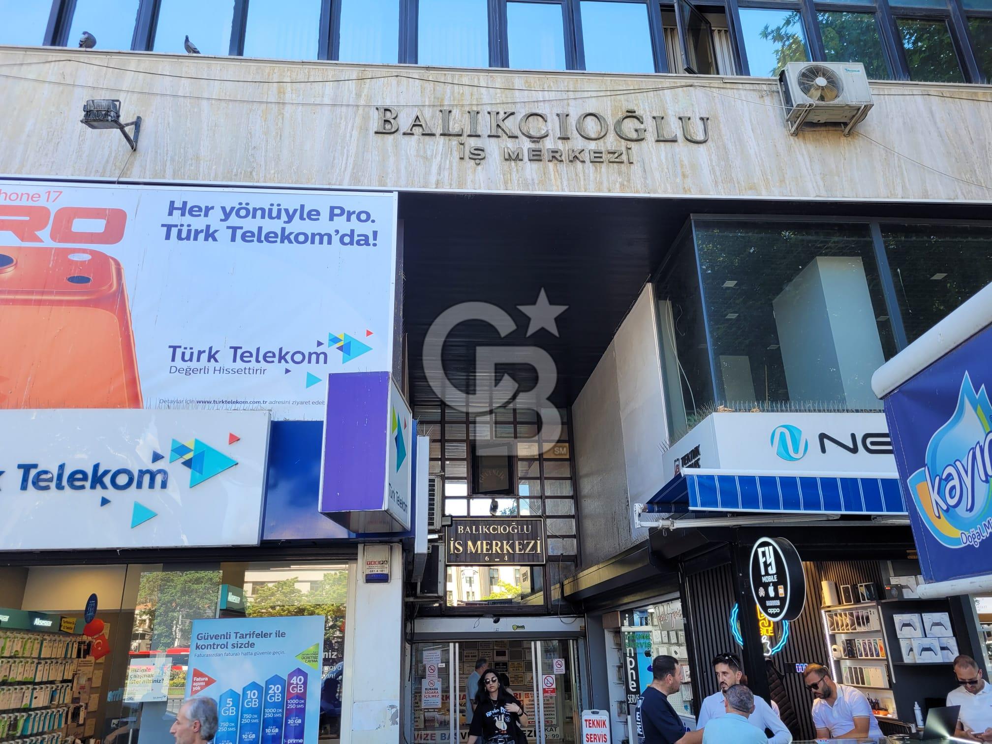 KIZILAY BALIKÇIOĞLU İŞ MERKEZİ İÇİ FULL YAPILI SATILIK OFİS&BÜRO