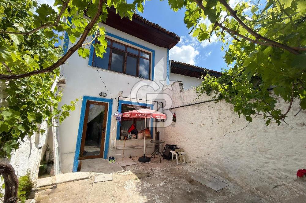 Emirbeyazıt Mahallesi'nde Satılık Müstakil Ev