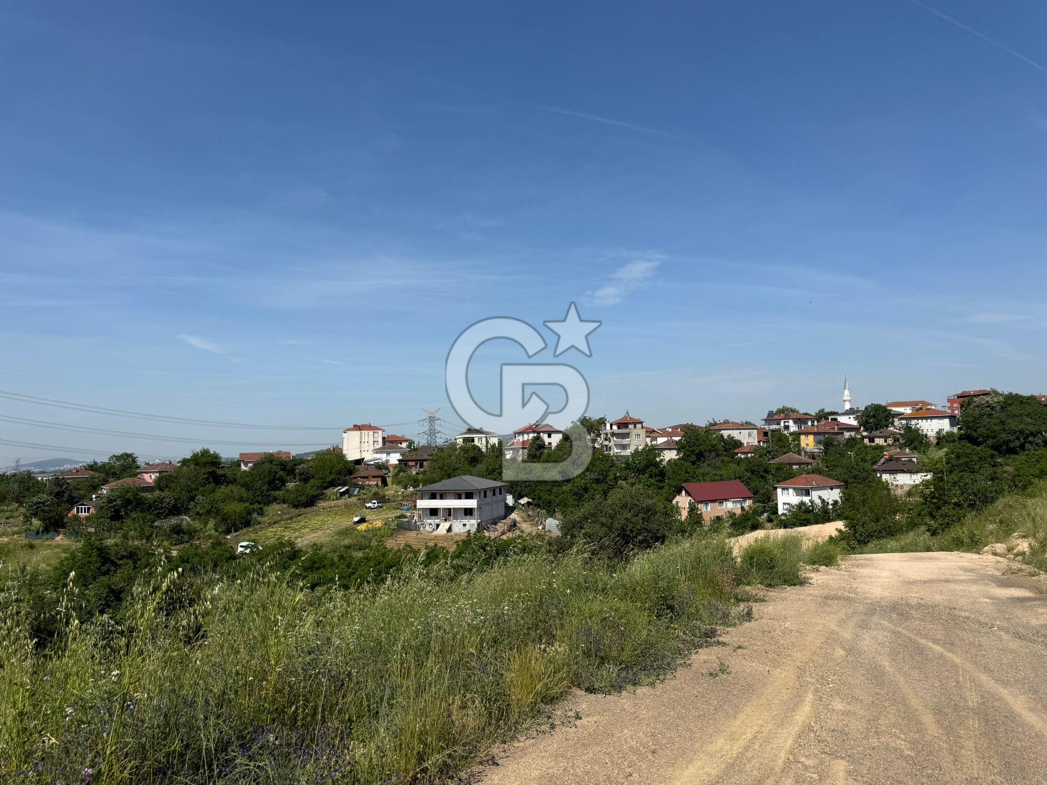 GEBZE MOLLAFENARİ'DE KİRALIK 1000 M² ARSA