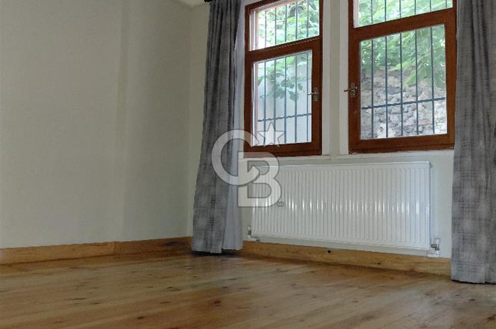 Fatih Cibalide Tarihi Binada Kiralık 1+1 Daire