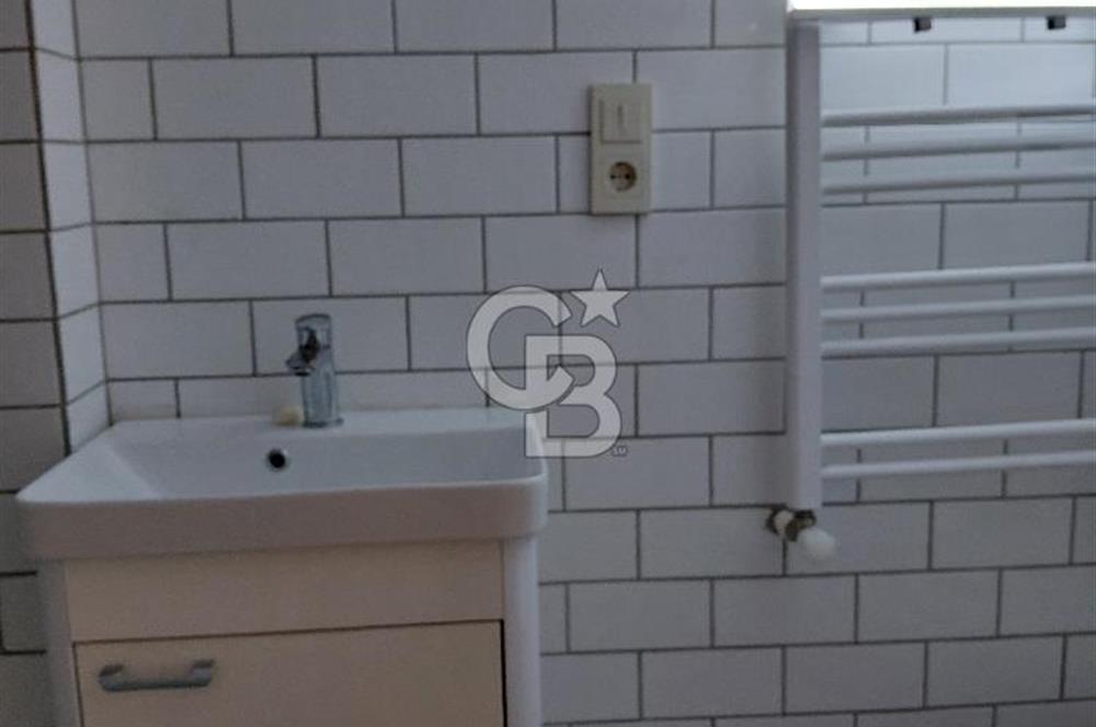 Fatih Cibalide Tarihi Binada Kiralık 1+1 Daire