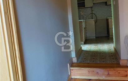 Fatih Cibalide Tarihi Binada Kiralık 1+1 Daire